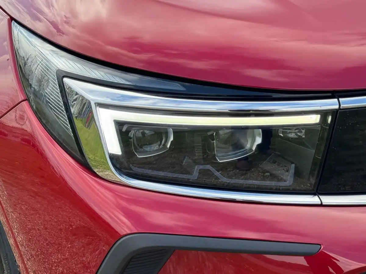 2022-vauxhall-grandland-12-ultimate-auto-big-37