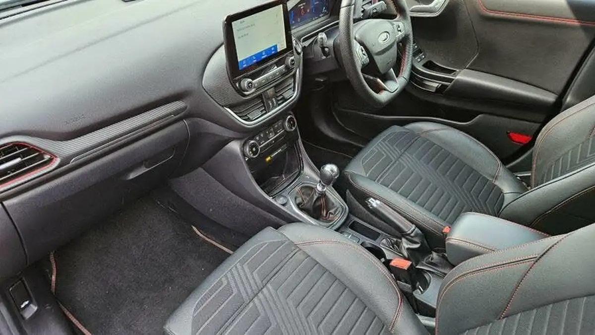 2023-ford-puma-suv-10-st-line-x-125ps-big-30