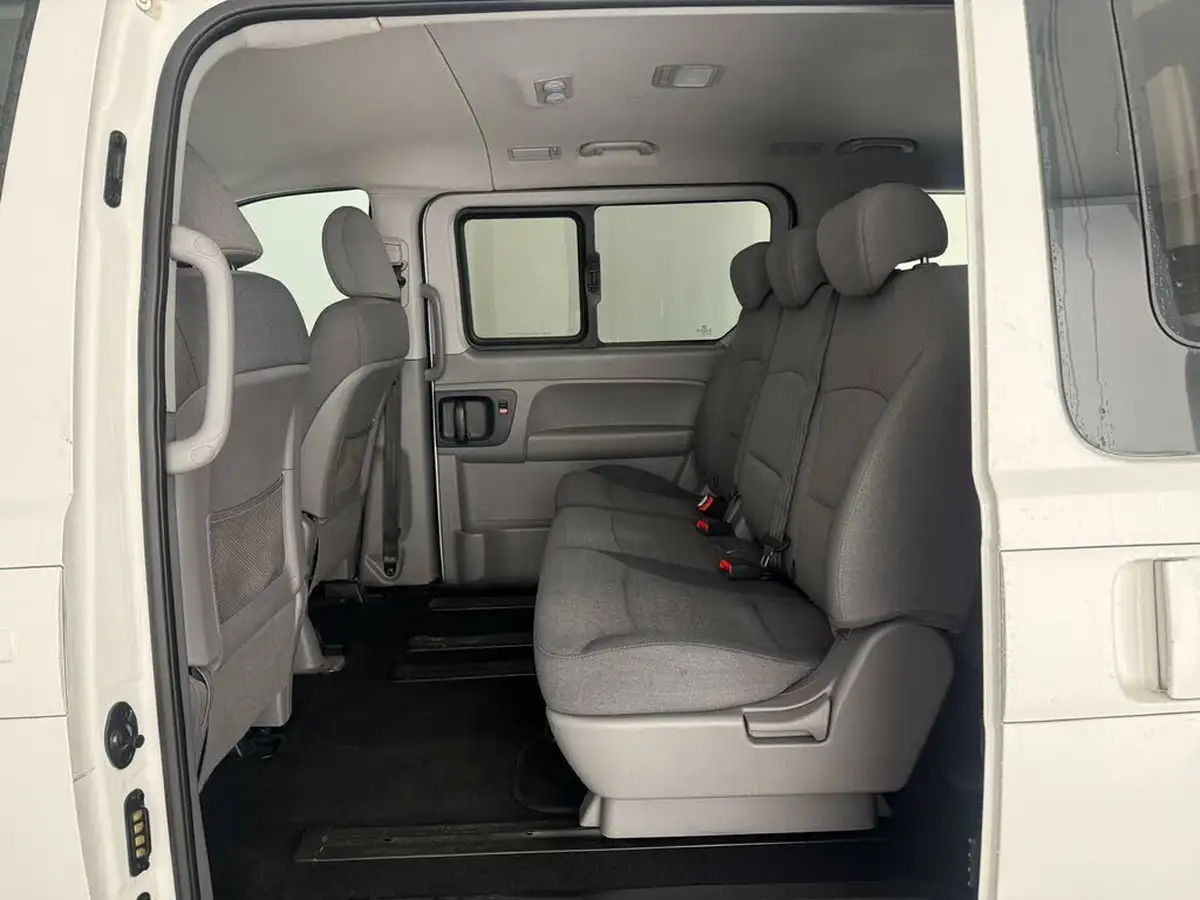 2019-hyundai-i800-25crdi-se-136ps-big-21