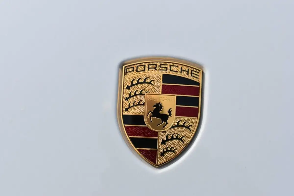 2015-porsche-cayman-gts-34-pdk-big-29