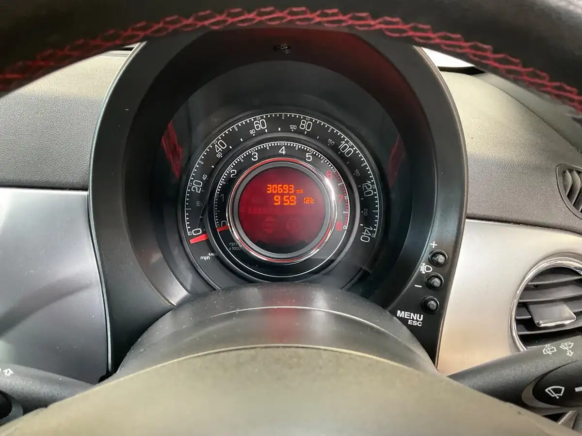 2013-fiat-500-12-s-big-29