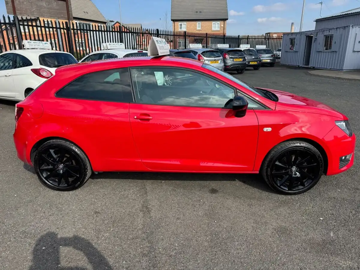 2015-seat-ibiza-12-fr-black-sportcoupe-3d-big-5