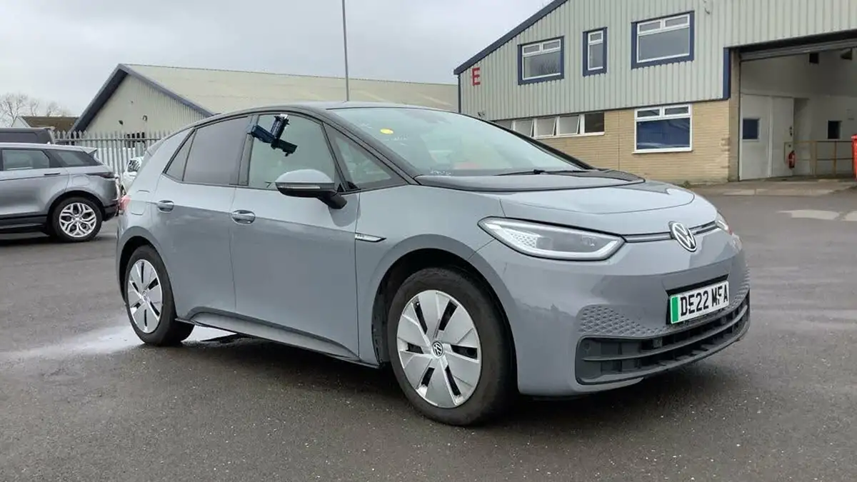 2022-volkswagen-id3-e-family-204ps-performance-big-6