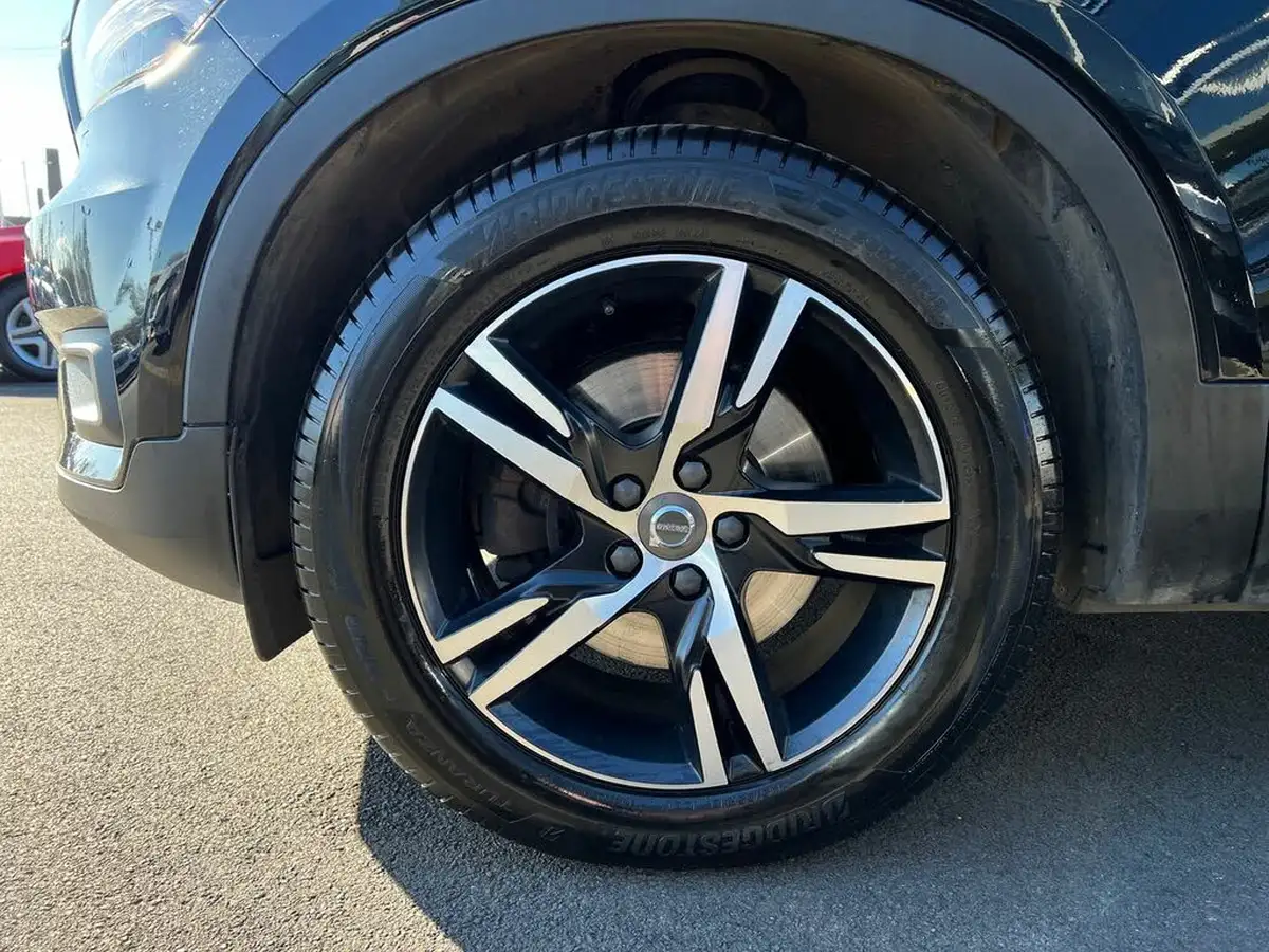 2020-volvo-xc40-20-t4-r-design-awd-big-6
