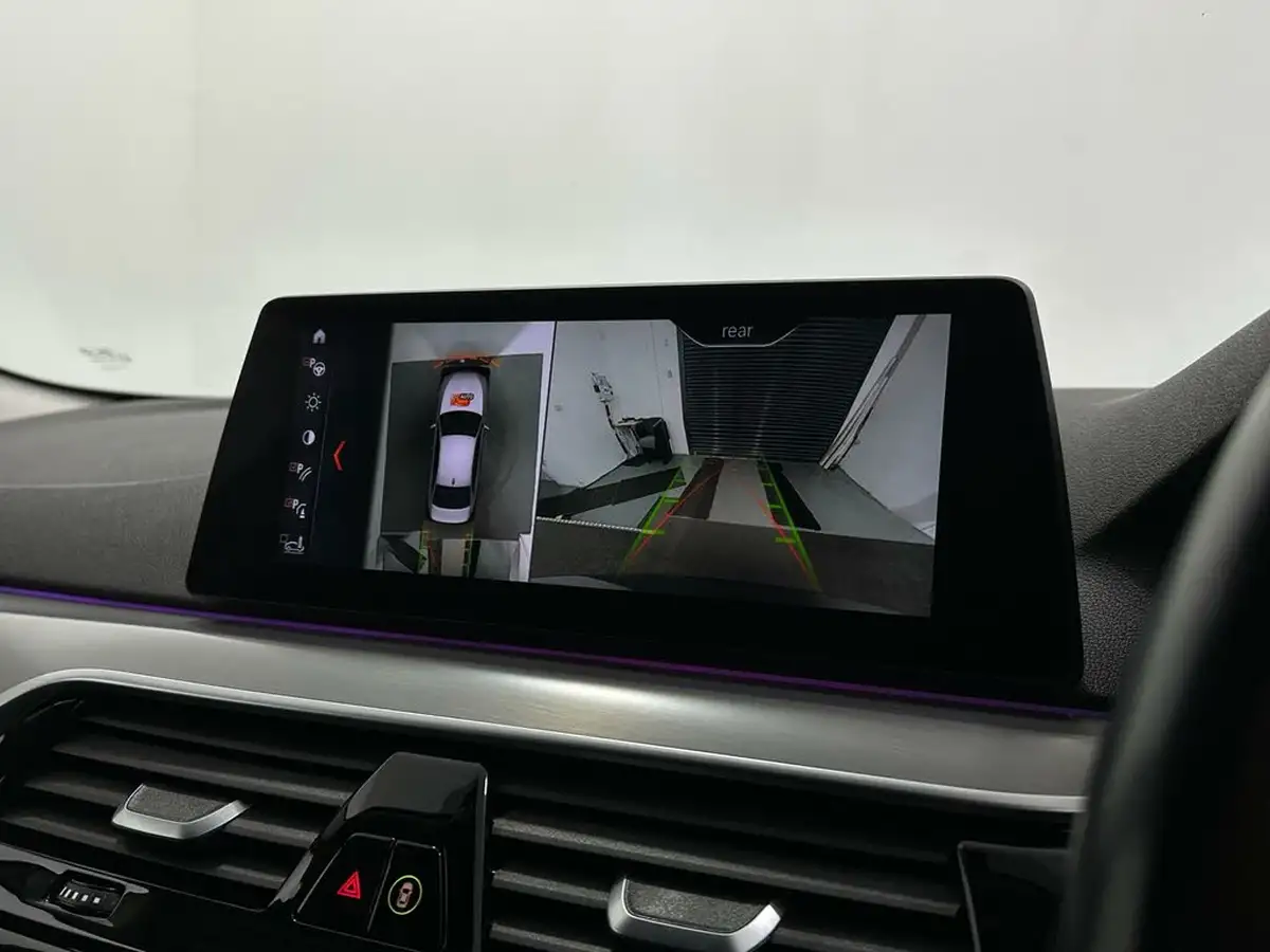 2017-bmw-5-series-30td-530d-se-xdrive-saloon-4d-big-23