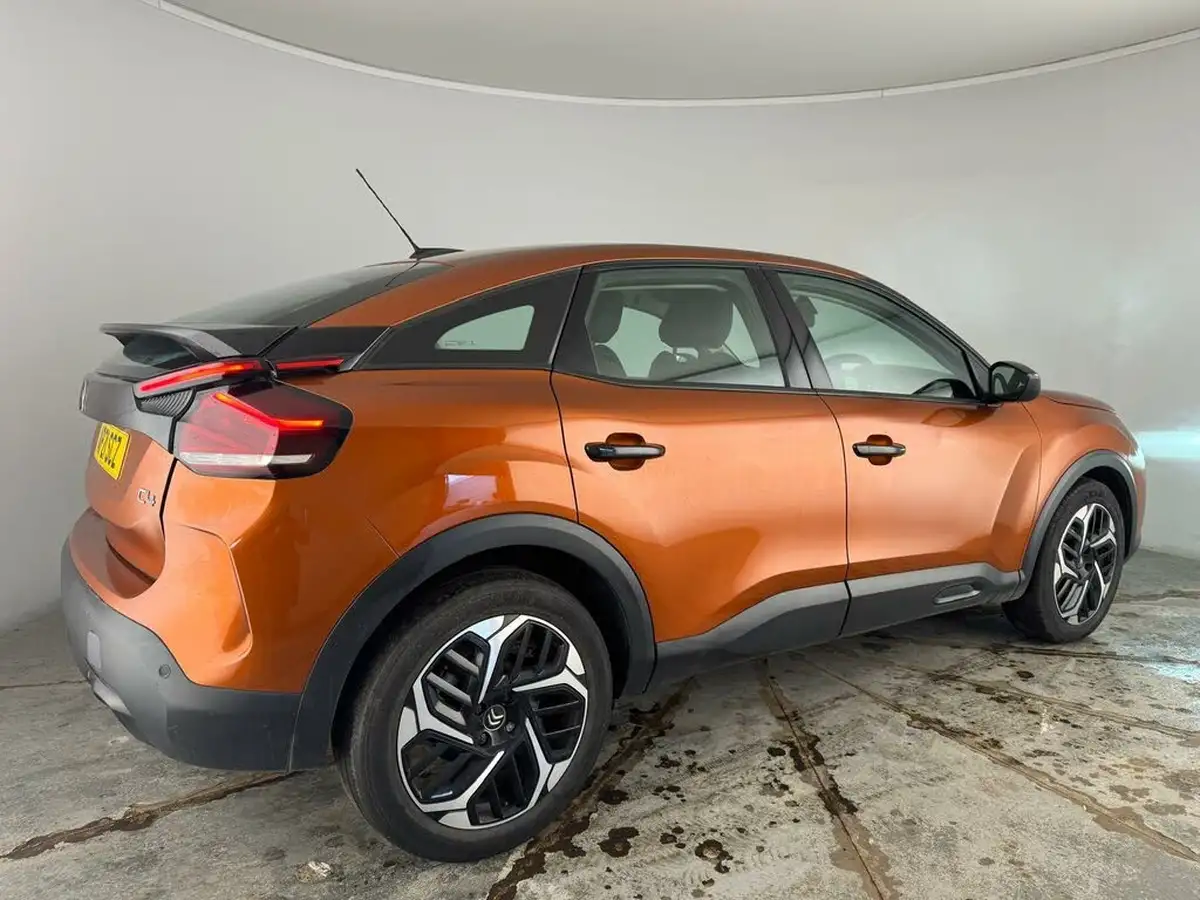 2021-citroen-c4-12-puretech-sense-big-2