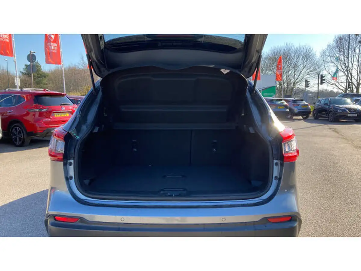 2019-nissan-qashqai-13-dig-t-tekna-140ps-big-3
