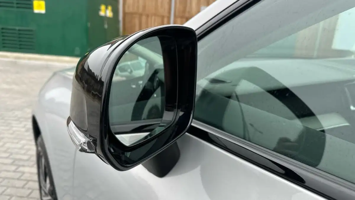 2023-volvo-xc60-20td-b4-plus-big-26