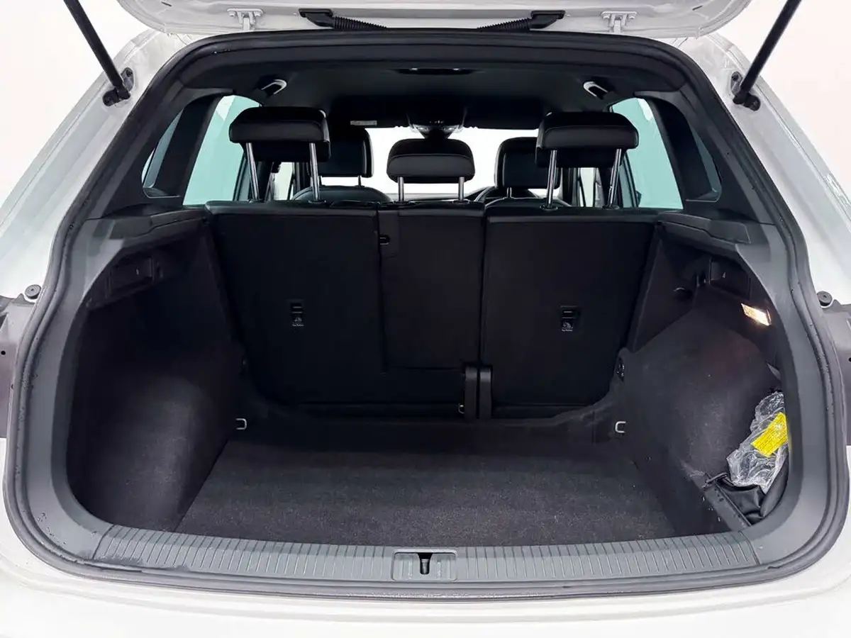 2021-volkswagen-tiguan-15-tsi-r-line-big-7