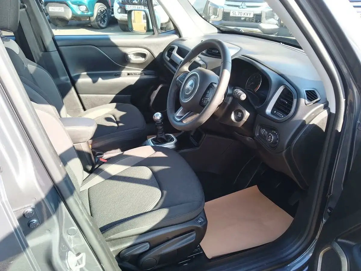 2022-jeep-renegade-10-gse-limited-big-48