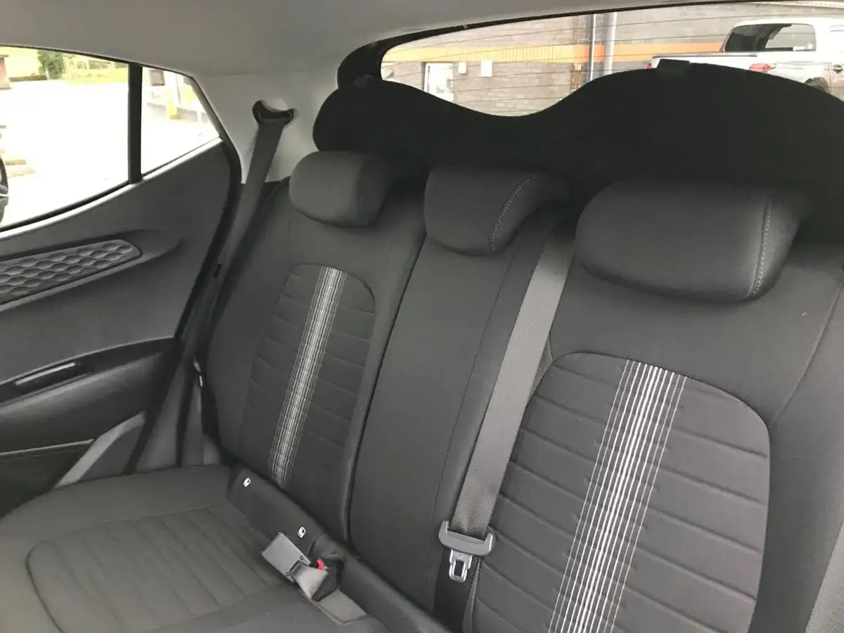 2023-hyundai-i10-10-premium-auto-big-5