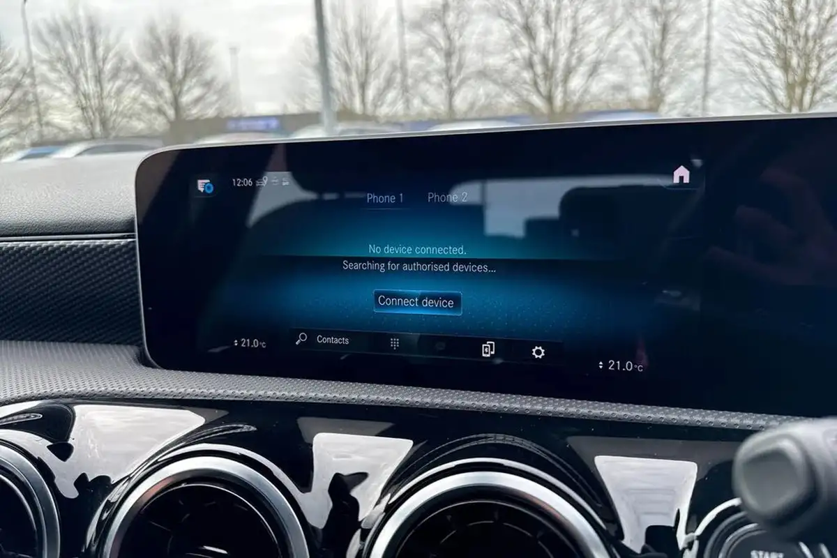 2019-mercedes-benz-a-class-15d-a180d-sport-executive-hatchback-5d-7g-dct-big-46