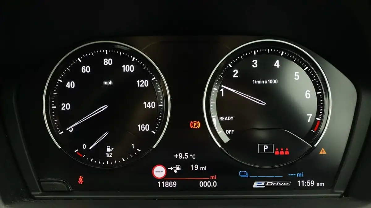 2021-bmw-x1-15-xdrive-25e-phev-sport-big-9