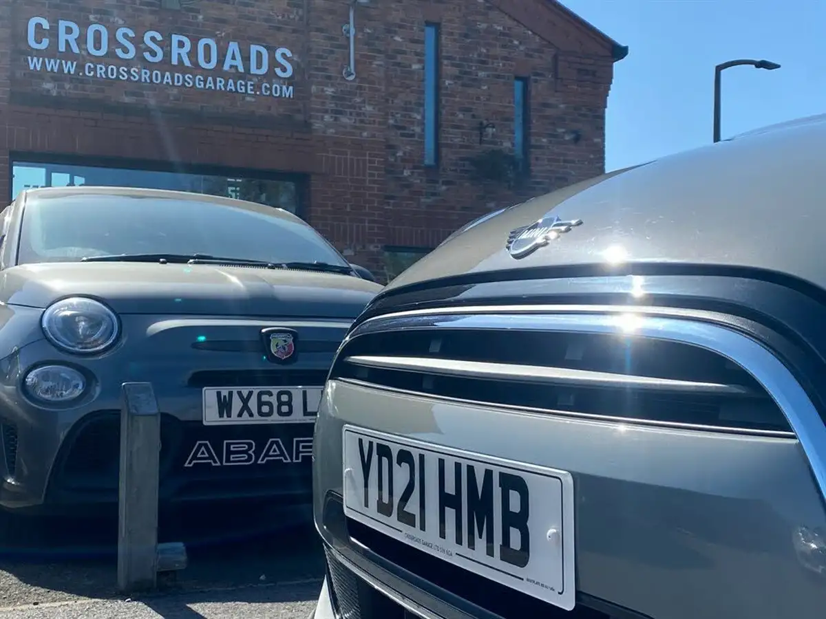 2021-mini-cooper-15-cooper-classic-hatchback-3d-auto-big-24