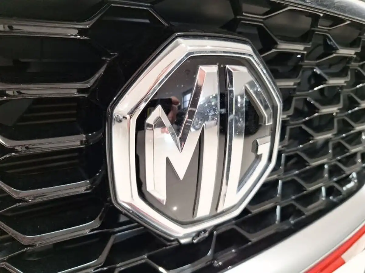 2021-mg-zs-suv-10t-gdi-excite-big-18