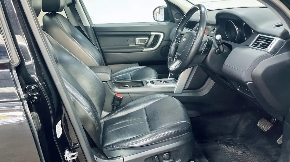 2018-land-rover-discovery-sport-20td4-hse-black-big-5