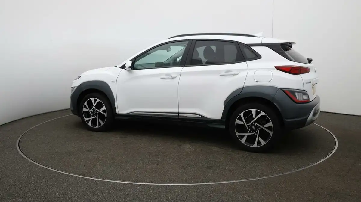 2022-hyundai-kona-10-t-gdi-premium-big-40