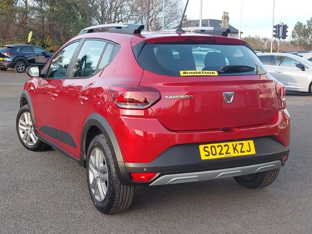 2022-dacia-sandero-stepway-10-tce-comfort-90bhp-big-1