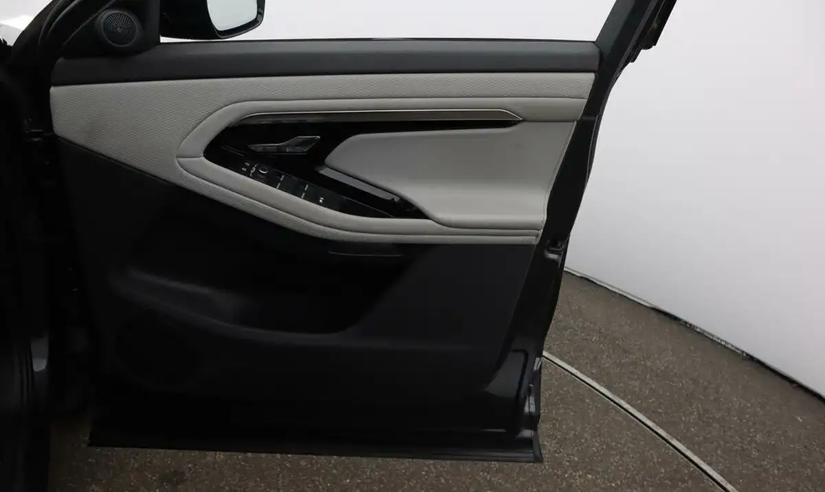 2021-land-rover-range-rover-evoque-15-p300e-r-dynamic-s-big-15