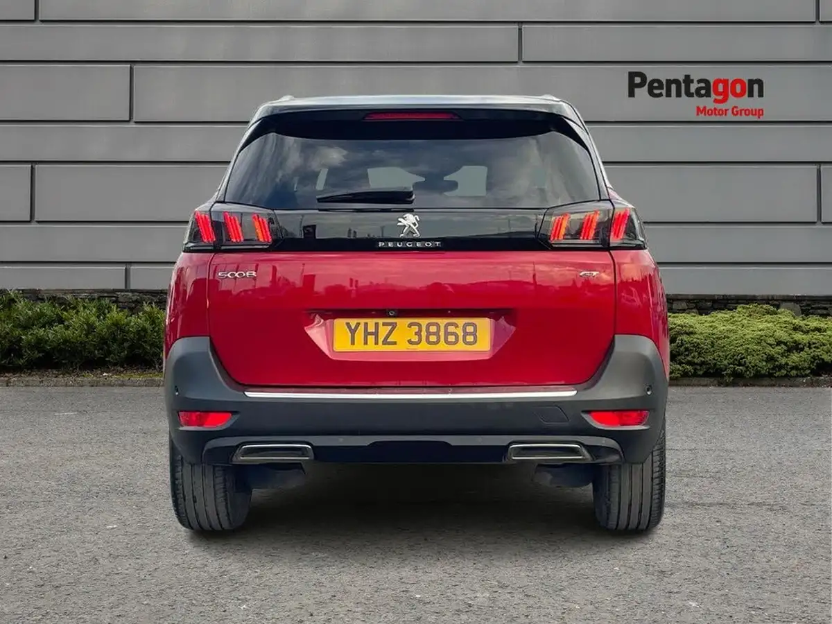 2021-peugeot-5008-suv-15-bluehdi-gt-big-13