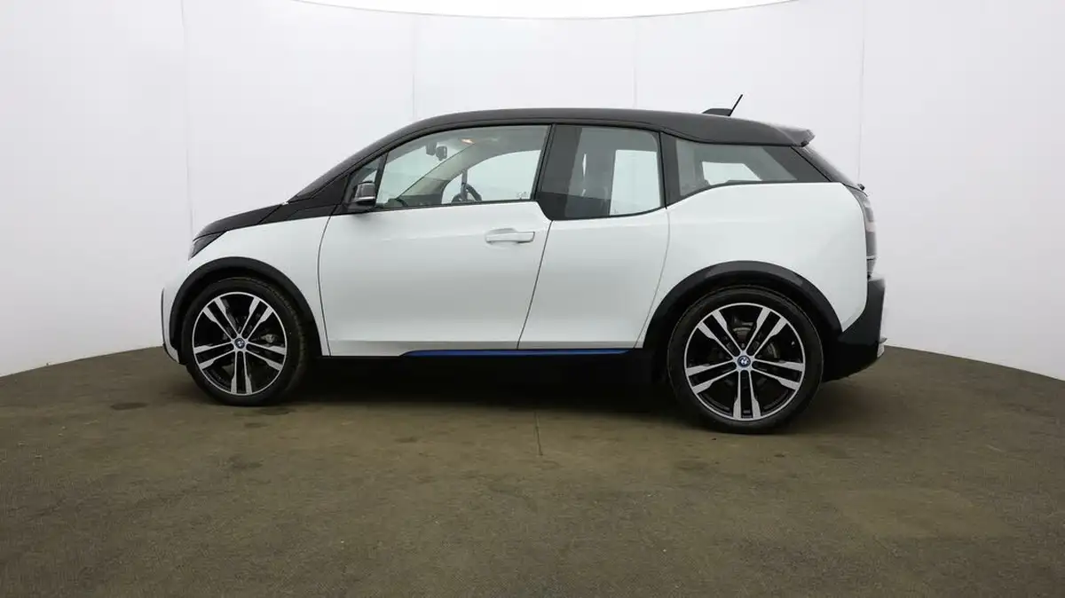 2022-bmw-i3-e-120-ah-s-big-66
