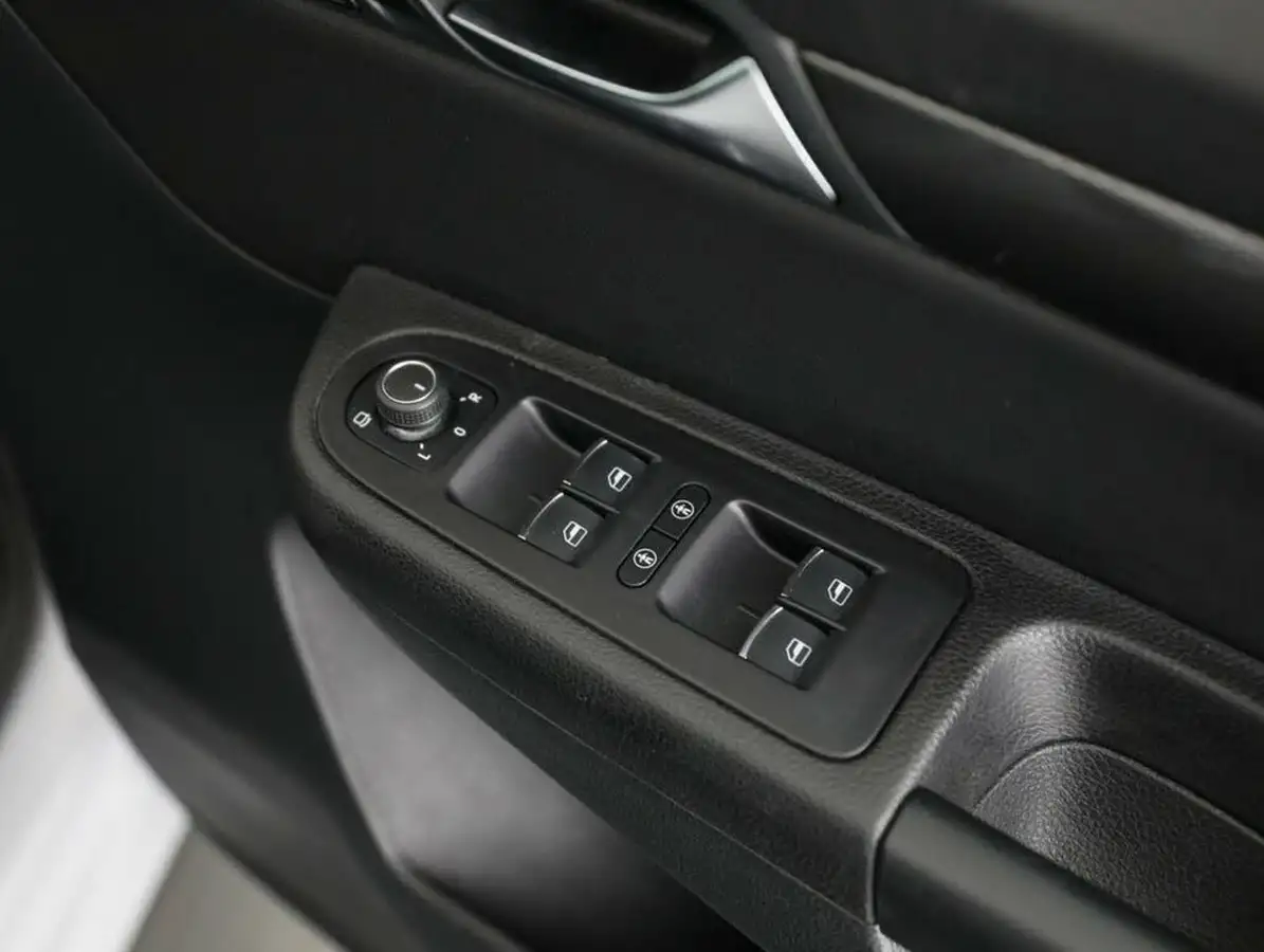 2017-seat-alhambra-20tdi-xcellence-150ps-dsg-big-32