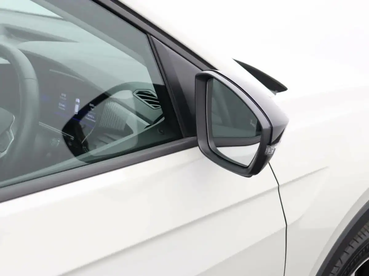 2023-volkswagen-t-cross-10-tsi-black-edition-110ps-big-53