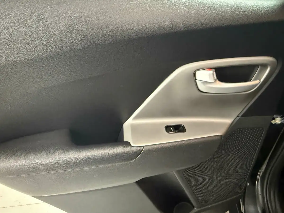 2022-kia-niro-ev-e-2-big-28