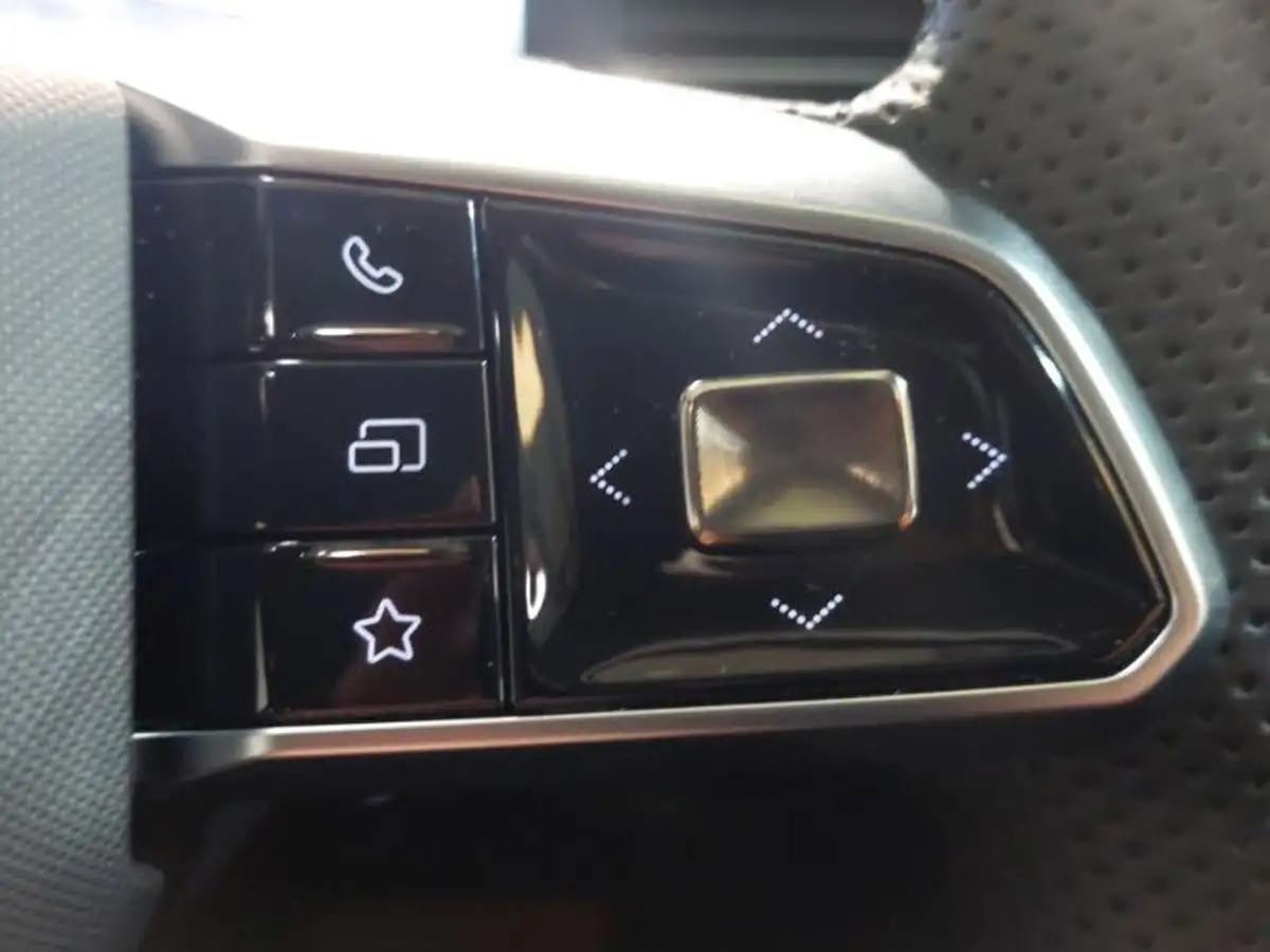2024-mg-hs-15t-gdi-trophy-273ps-plug-in-hybrid-1496cc-auto-big-11