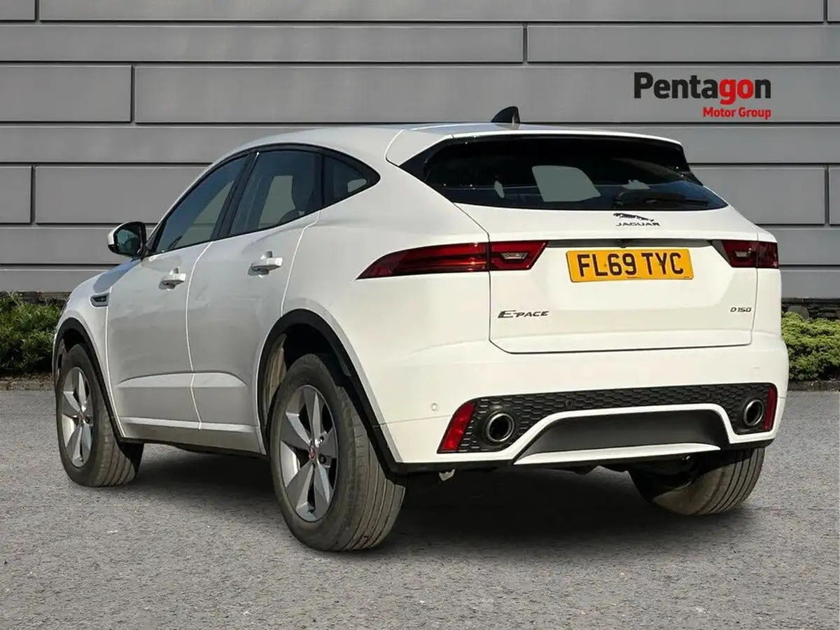 2019-jaguar-e-pace-20-i4d-r-dynamic-s-150ps-big-1