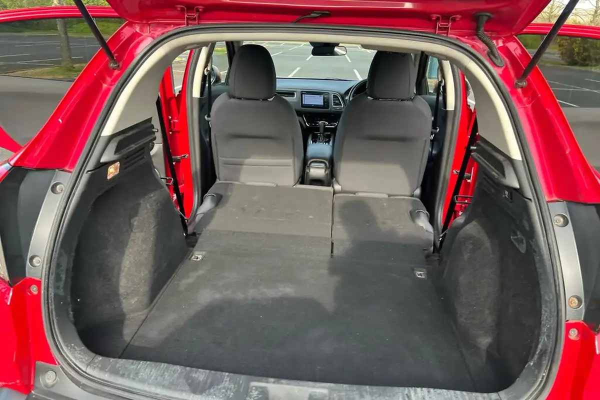 2019-honda-hr-v-15-i-vtec-se-cvt-big-21
