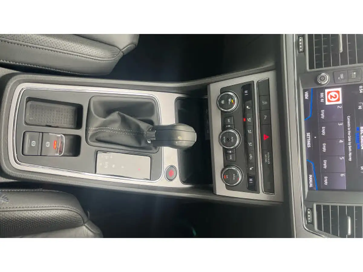 2019-seat-leon-15-tsi-evo-xcellence-150ps-ss-hatchback-dsg-big-35