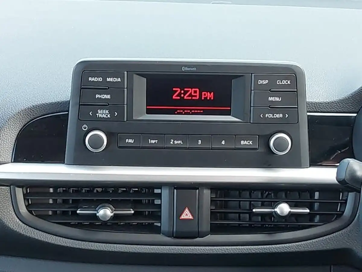 2023-kia-picanto-10-2-big-6