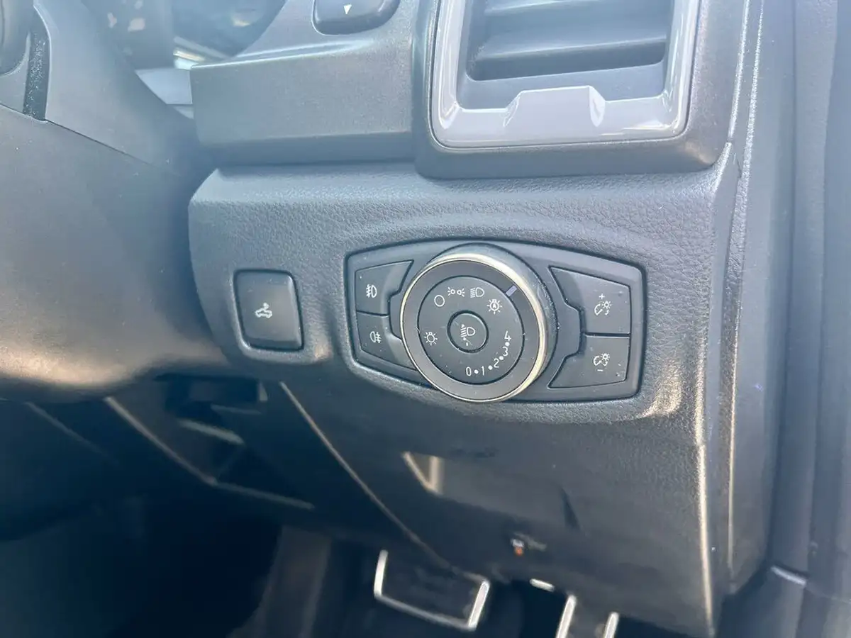 2020-ford-ranger-20-ecoblue-raptor-big-40