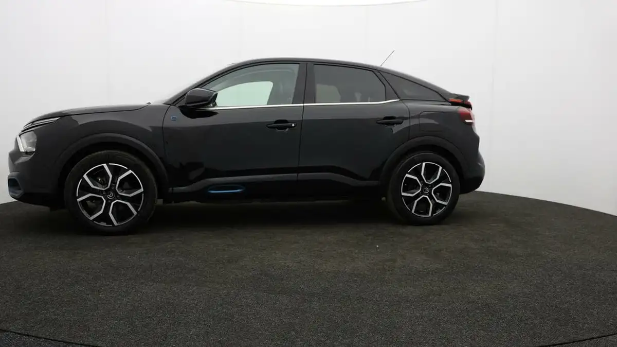 2021-citroen-c4-e-shine-big-65