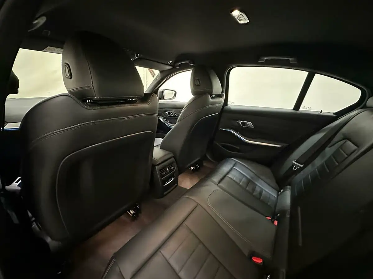 2020-bmw-3-series-20-330e-m-sport-saloon-4d-big-21