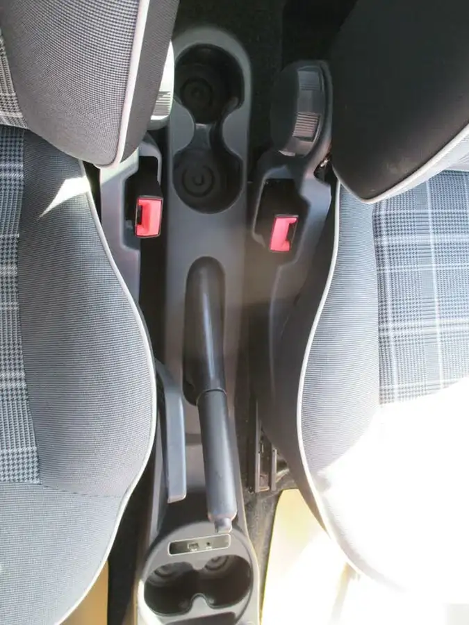 2017-fiat-500-12-lounge-big-36