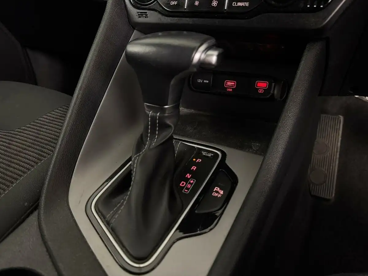 2021-kia-niro-16-gdi-2-big-28