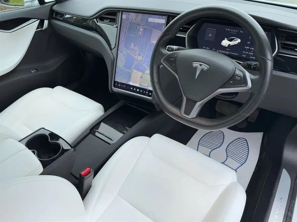 2019-tesla-model-s-e-long-range-big-5