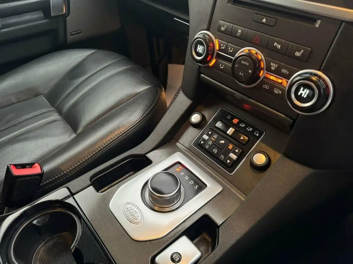 2015-land-rover-discovery-4-30-sd-v6-se-tech-big-4