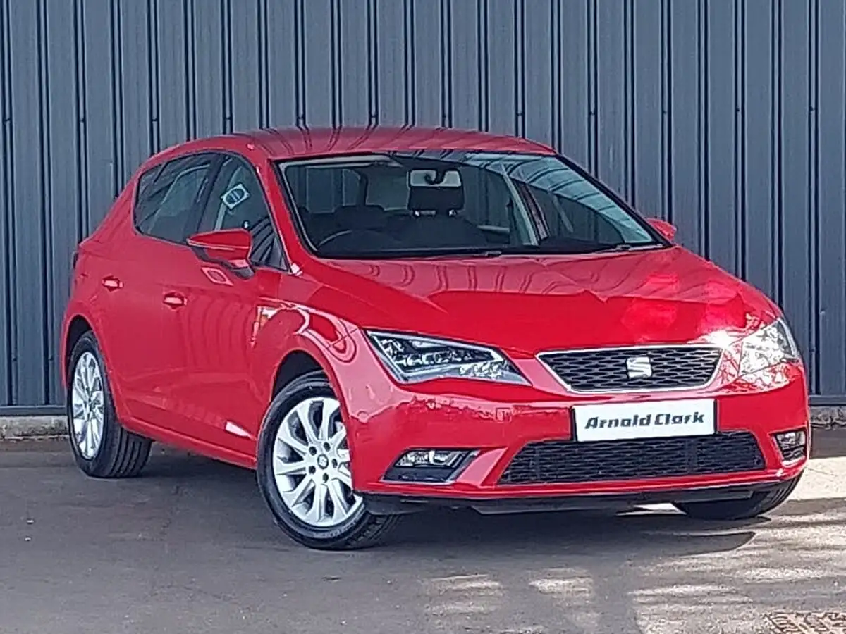 2015-seat-leon-12-se-tech-pack-tsi-110ps-hatchback-5d-big-0