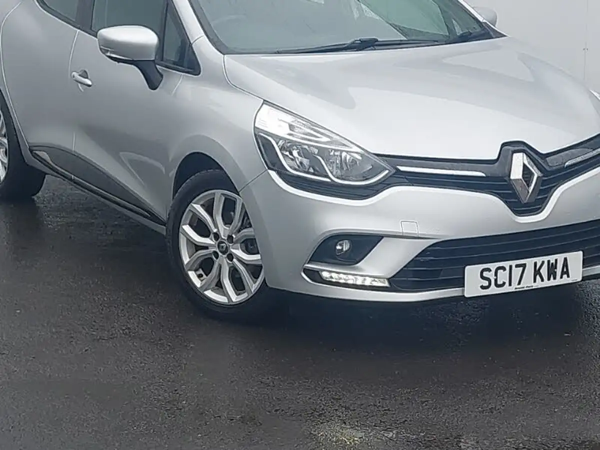 2017-renault-clio-12-dynamique-nav-big-8
