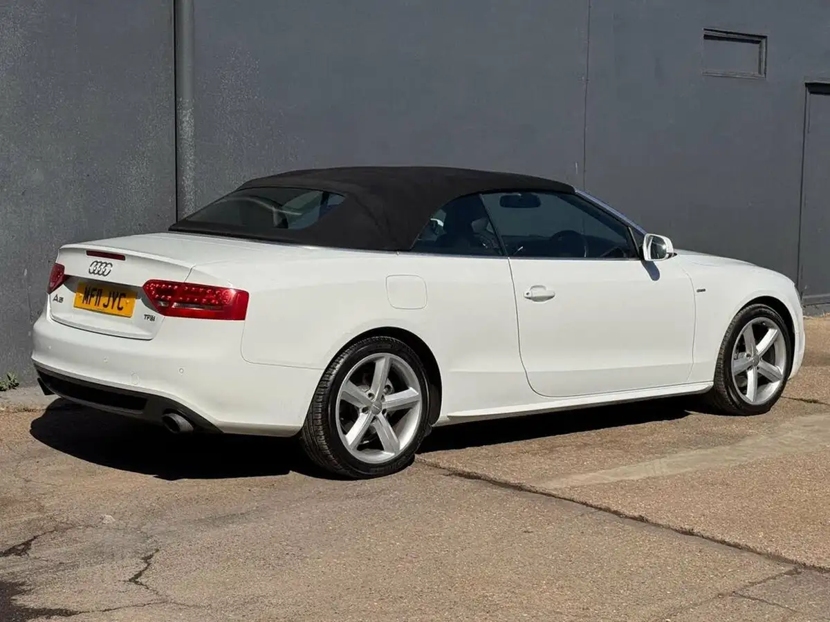 2011-audi-a5-20-s-line-tfsi-211ps-cabriolet-2d-multitronic-big-14