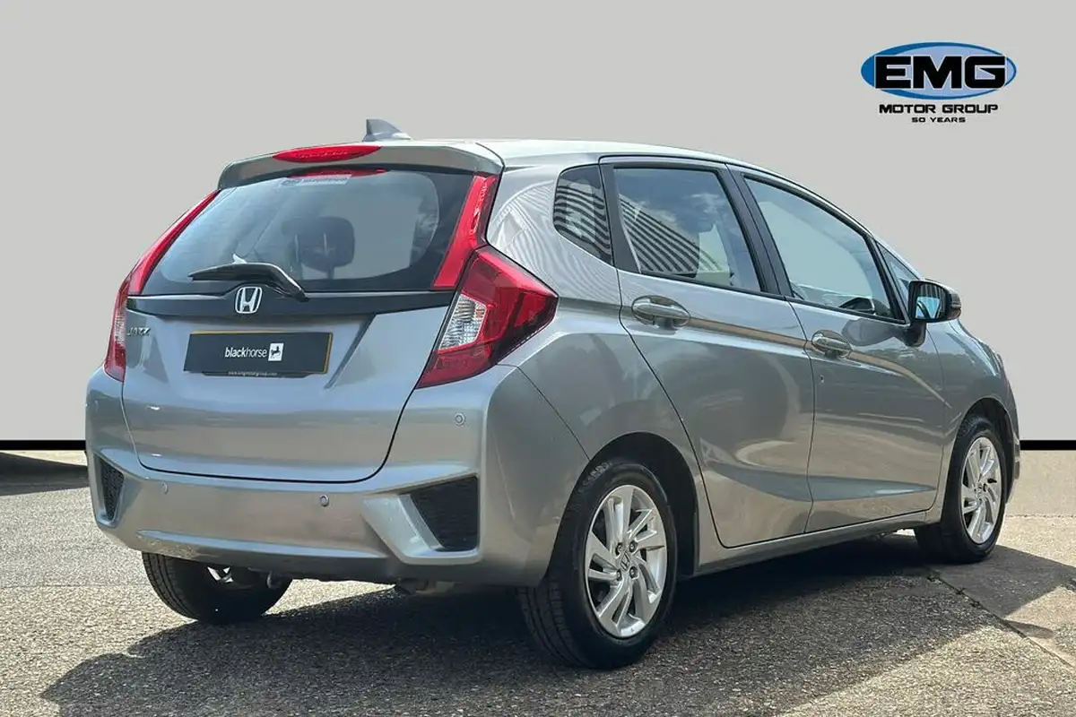 2016-honda-jazz-13-i-vtec-se-big-6
