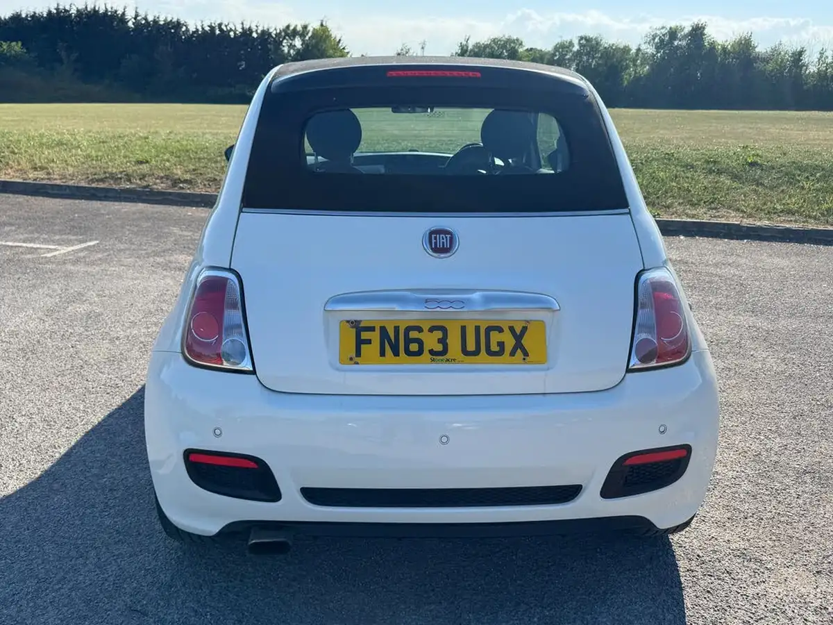 2013-fiat-500c-09-s-big-26