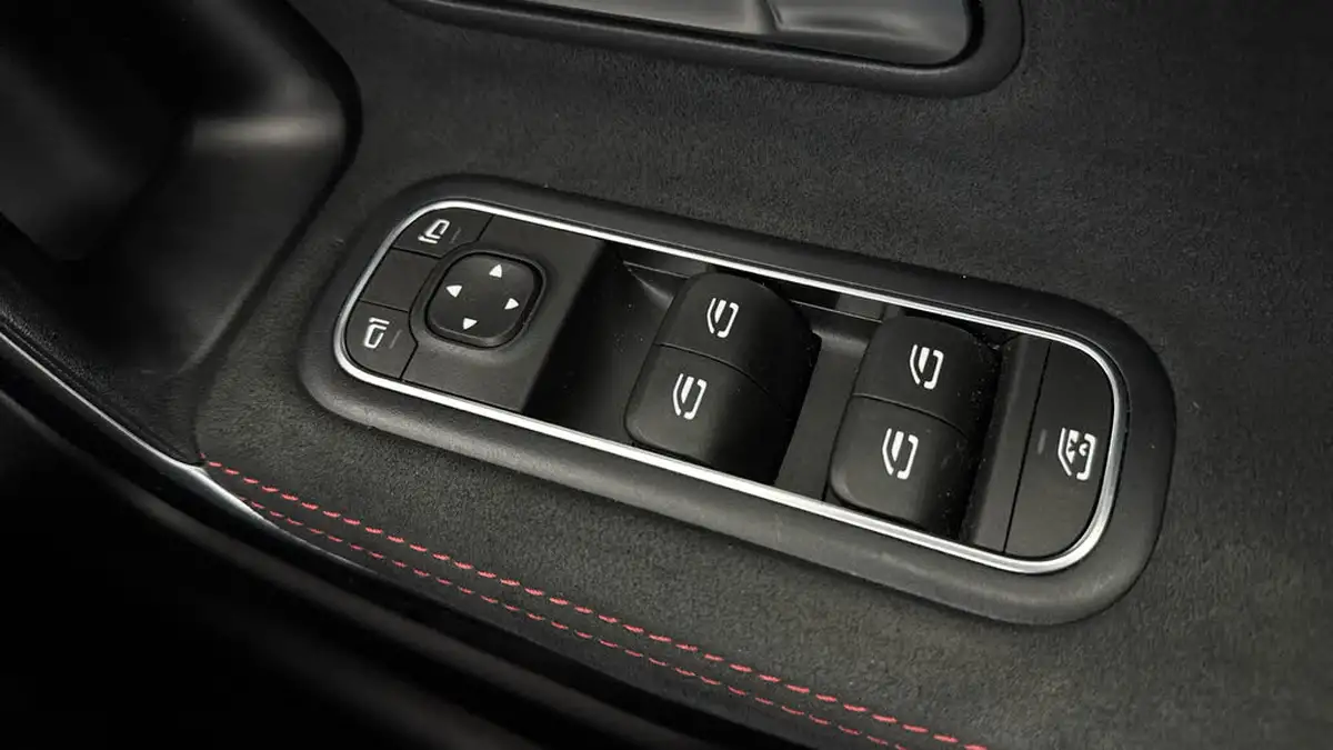 2019-mercedes-benz-a-class-20d-a200d-amg-line-hatchback-5d-big-20