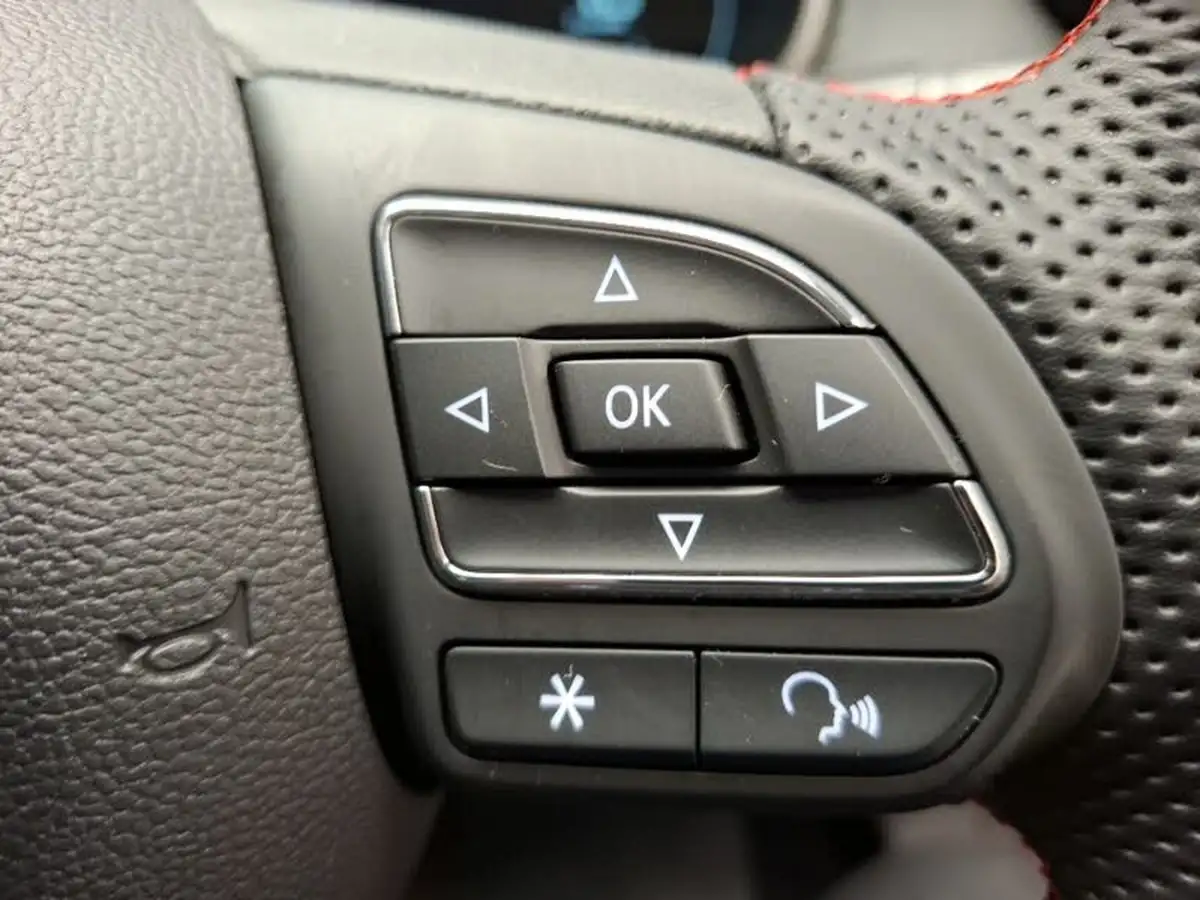 2024-mg-zs-suv-10t-gdi-exclusive-big-16