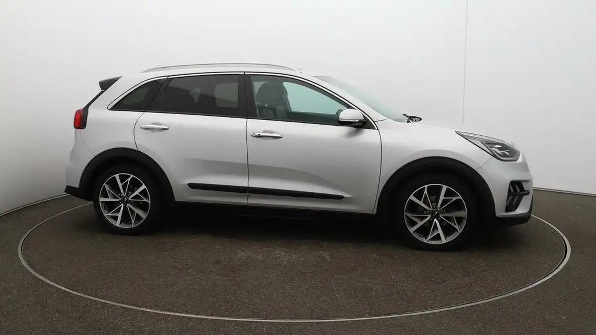 2021-kia-niro-16-gdi-4-156kwh-big-33