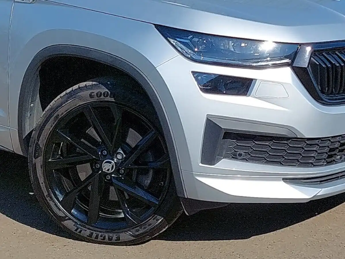 2023-skoda-kodiaq-20tdi-laurin-klement-200ps-big-8