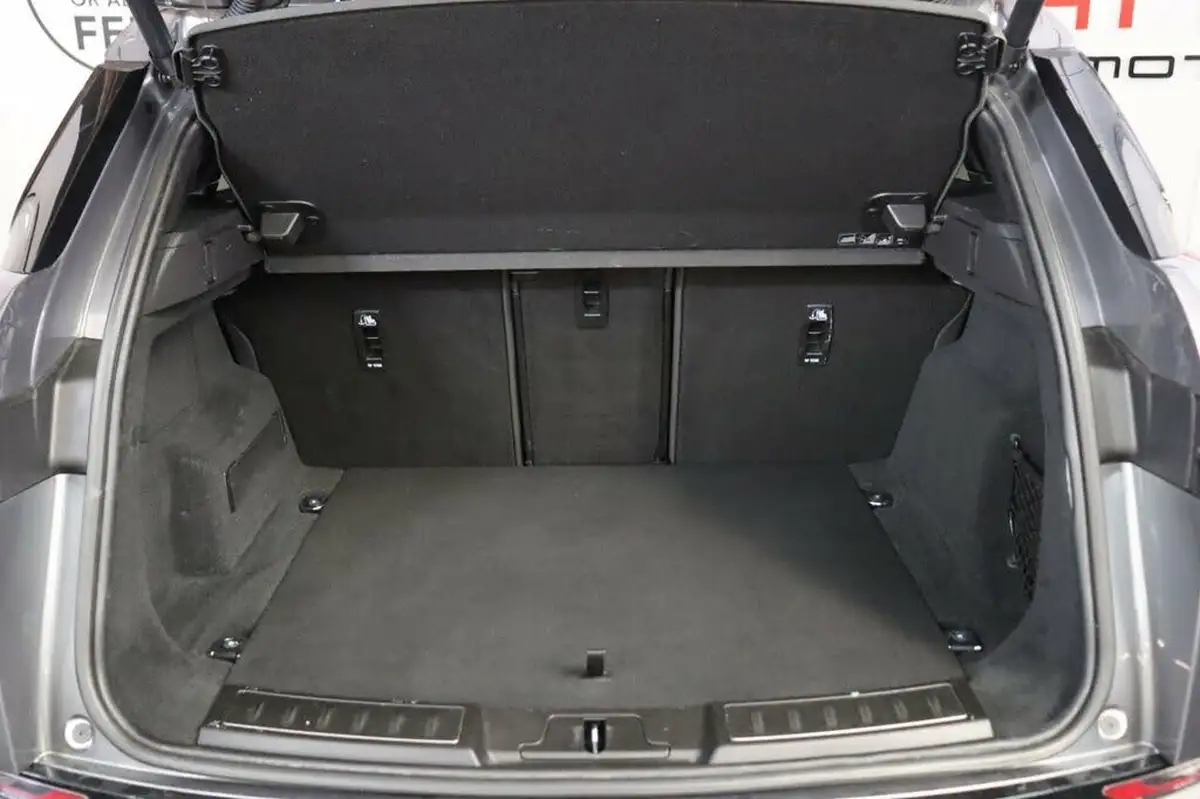 2022-land-rover-range-rover-evoque-15-p300e-r-dynamic-hse-big-25
